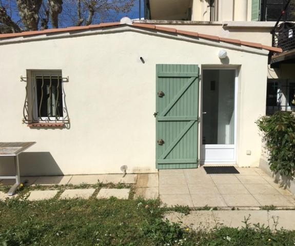 Un Jardin Dans La Ville La Ciotat Exterior foto